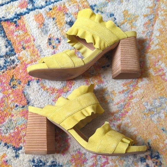 Free People Rosie Ruffled Suede Leather Open Toe Heeled Sandals Chartreuse 36 - Picture 7 of 16